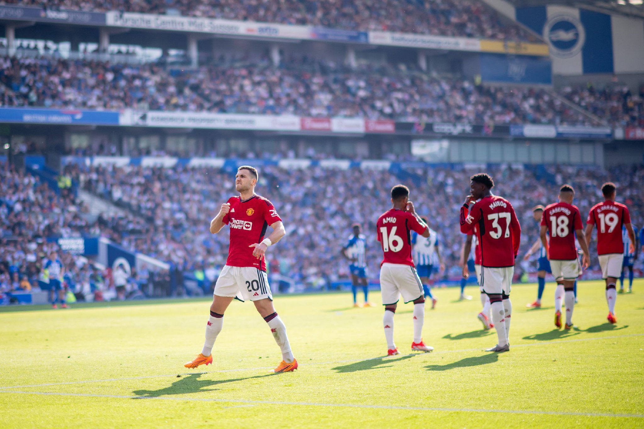 地遭俄军袭 地遭俄军袭