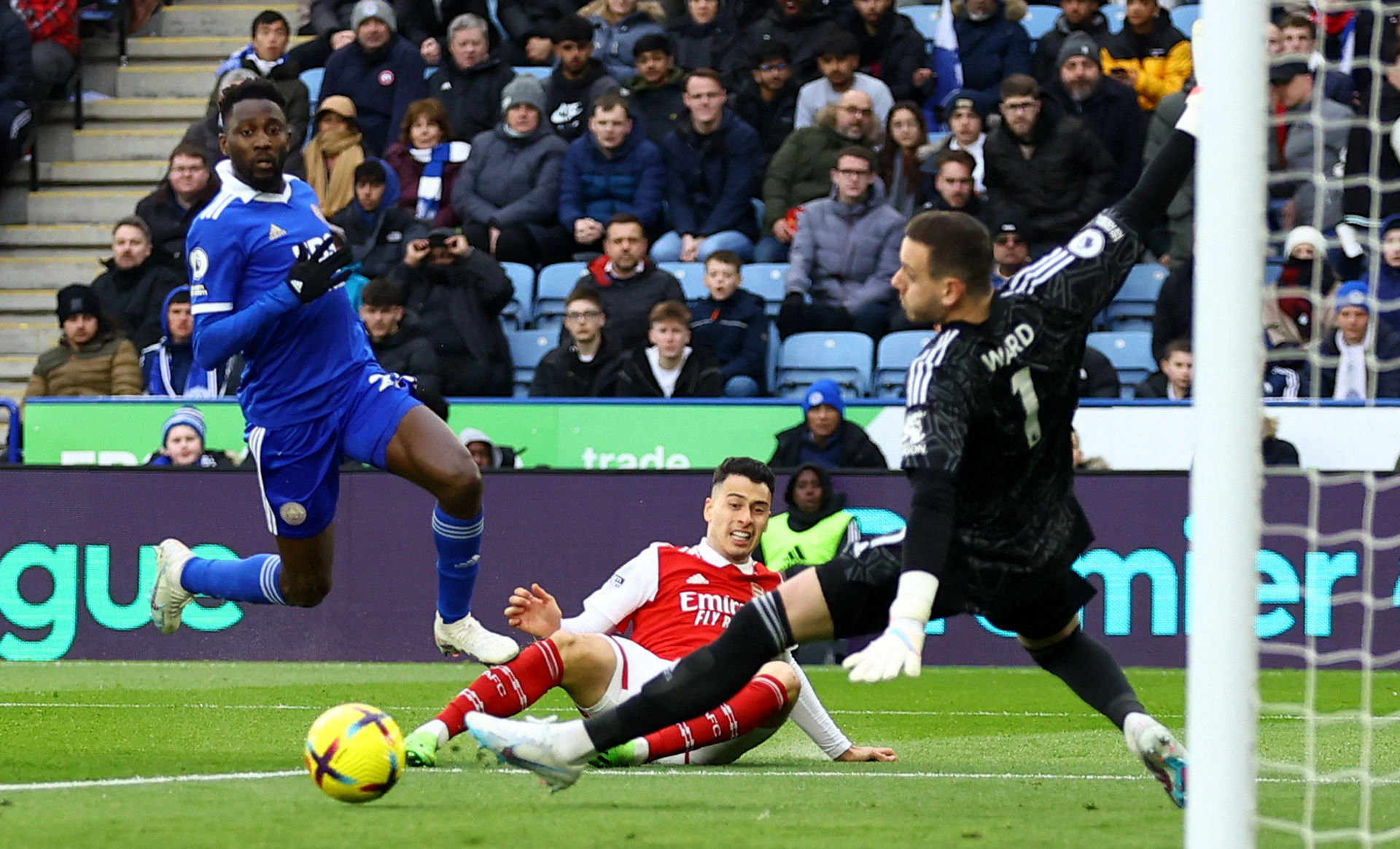 融入他们的 融入他们的